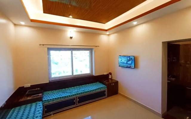 Rose garden enclave for families