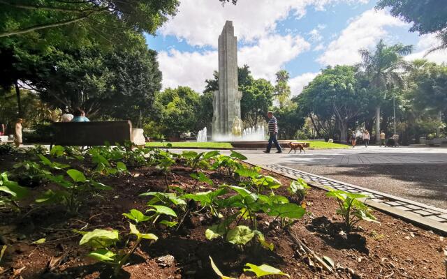 Home2Book Pretty Center Santa Cruz Apartment