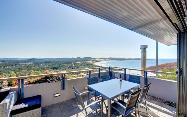 The Deckhouse, 22/26 One Mile Close