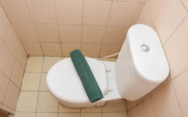 Cozy Stay And Homey Studio At Tifolia Apartment