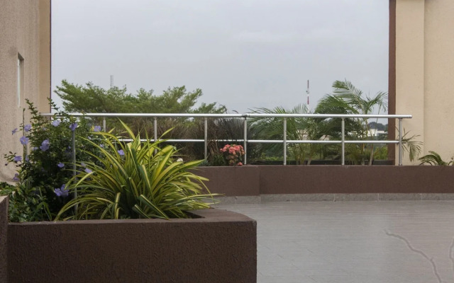 Emerald Suites