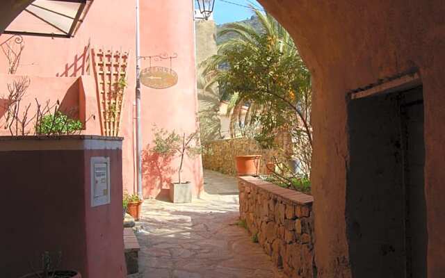 E casalte