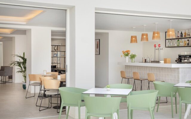 Aparthotel Marina Drach