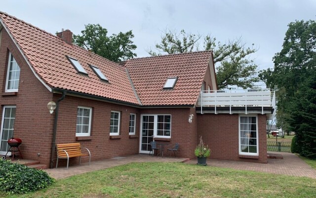 X Ferienhaus am See in Neustadt-Glewe