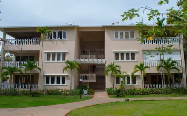 Room in Guest Room - Apartment Monocal in Boca Chica