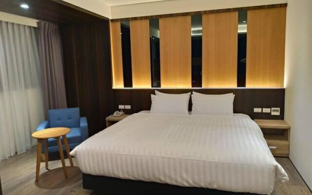 Lantan Moonlight Hotel