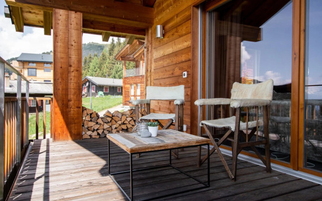 Anna Isabelle Penthouse