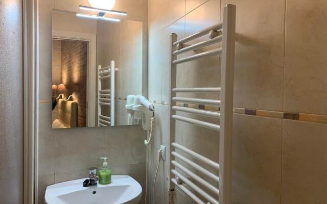 Yellow Centro La Latina Plaza Mayor