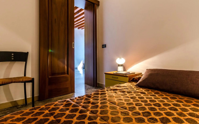 Ariel Silva Hotel