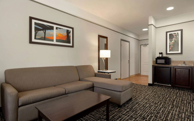 La Quinta Inn & Suites by Wyndham Dumas