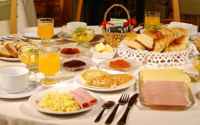 Plaza Mayor Hosteria