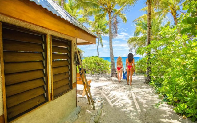 Barefoot Manta Island Resort and Marine Sanctuary