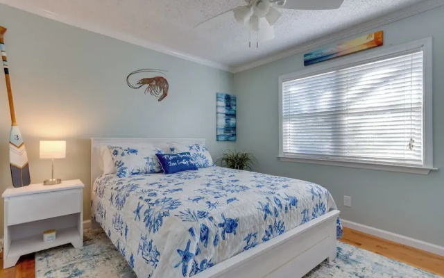 Serene Pensacola Vacation Rental w/ Gas Grill