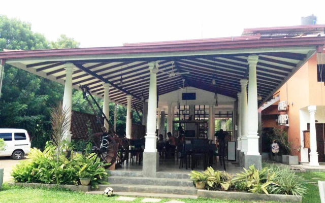 Riverside Cabanas