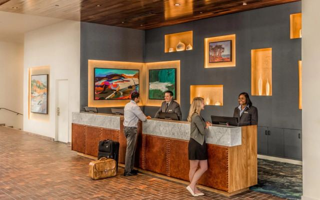 Portola Hotel & Spa at Monterey Bay