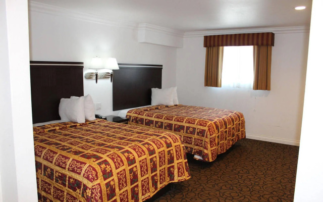 Ocean Surf Inn & Suites