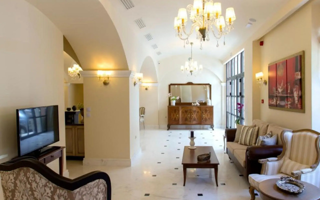 Ionia Suites