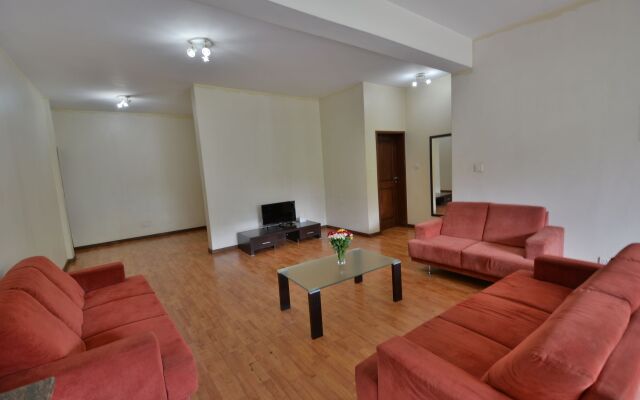 Speke Apartments Kitante