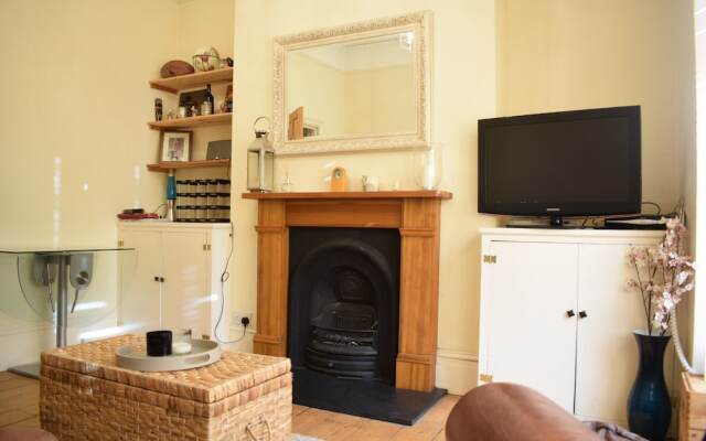 1 Bedroom Apartment Near Clapham