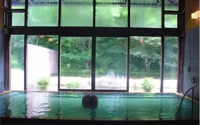 Zunhua Fu Quan Xin Gong Hot Spring Resort - фото 4