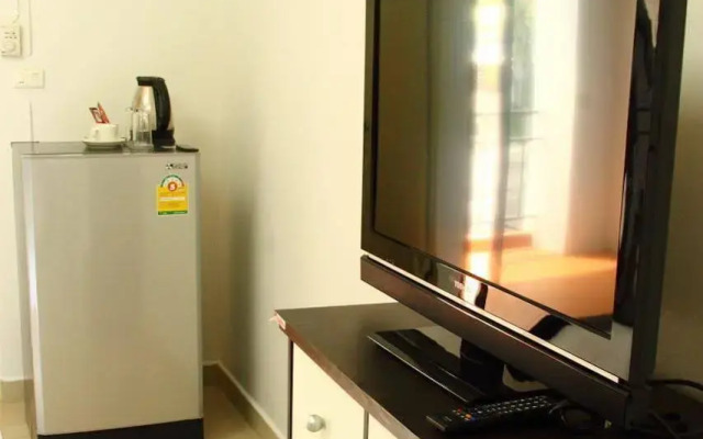 Phet Street Apartment