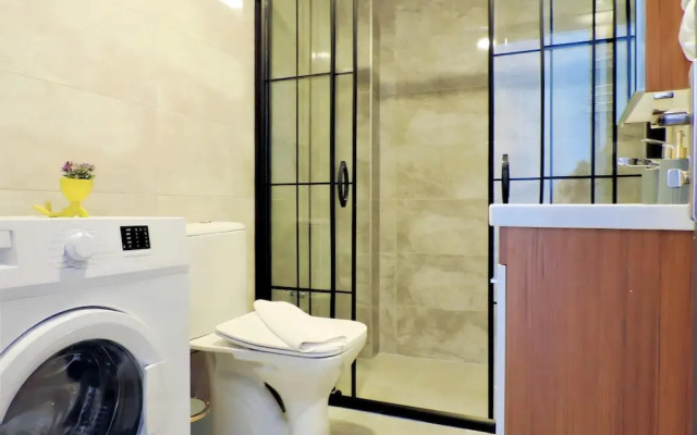 Chic Flat 10 min to Lara Beach in Antalya