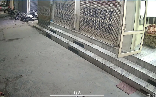 OYO 19355 Blessing Guest House