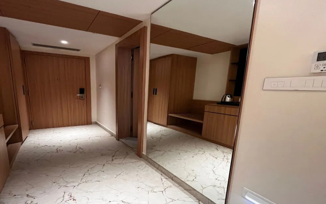 The White IBIS A Boutique Hotel