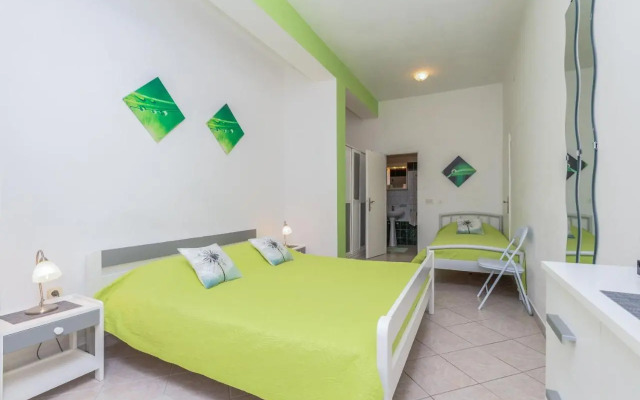 Studio Apartments Romina