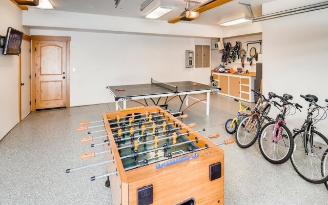 4,000sqft Private Luxury Home Htd Game Rm & Kids Bonus Rm Hot Tub