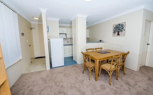 Collendina Unit 15 - Little Beach