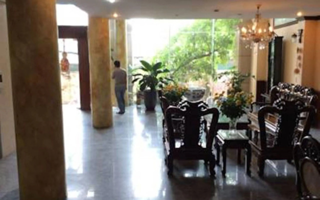 Phuong Thu Hotel