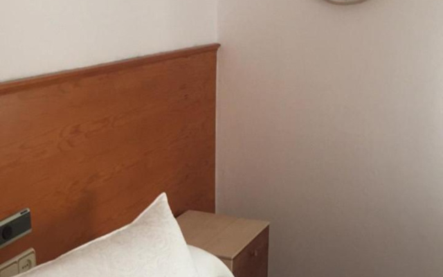 Hotel Arcos Rosalejo-Coruña