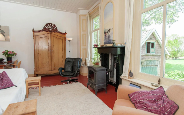 Charming house in Easterlittens on a Frisian farm