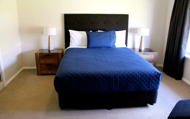 Murray River Hideaway