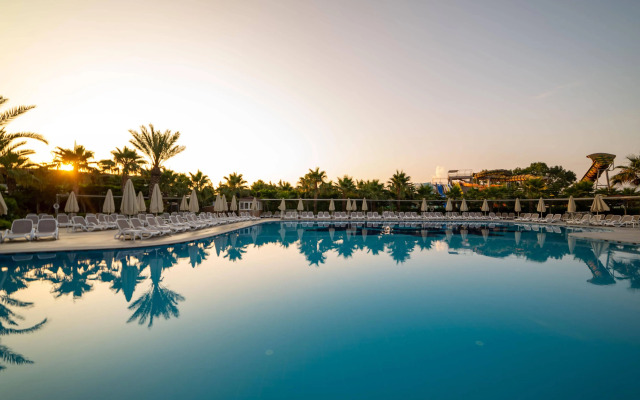 Sunmelia Beach Resort Hotel & Spa
