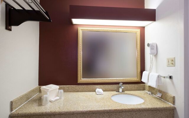 OYO Hotel Phenix City Central