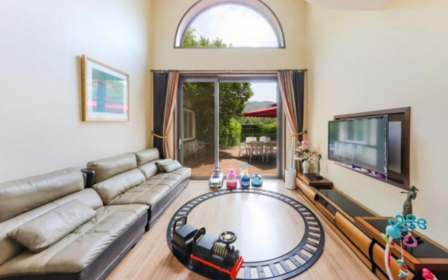 Yangpyeong Weekly Kids Pool Villa