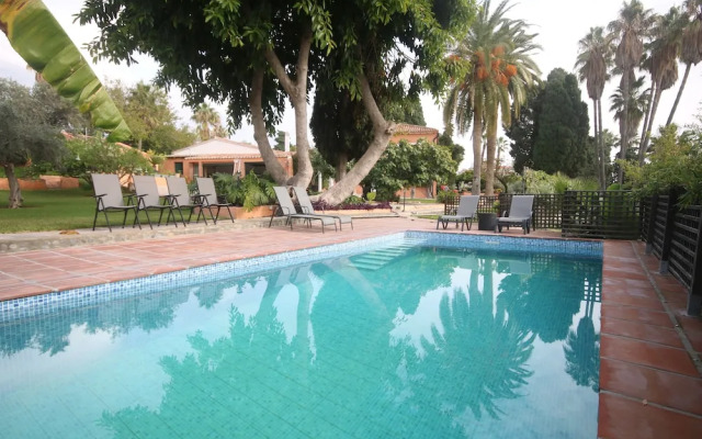 Rent&Dream Villa Malaga Manila