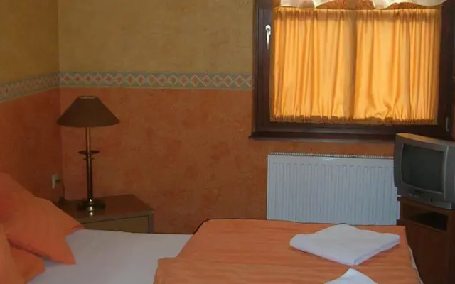 Vino Restaurant & Panzio