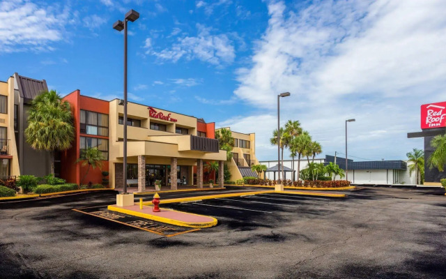 Tropical Palms Hotel