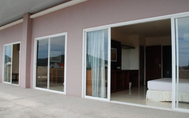 The Pier Apartment Phuket