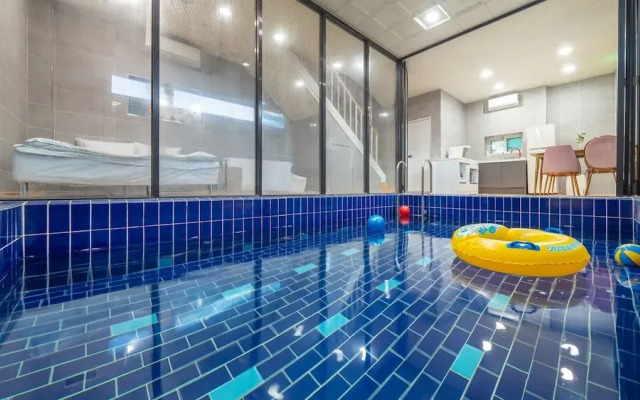 Gapyeong Ddel Poolvilla