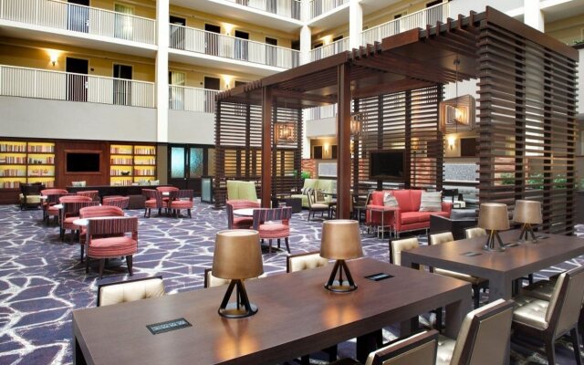 Embassy Suites by Hilton Philadelphia Airport