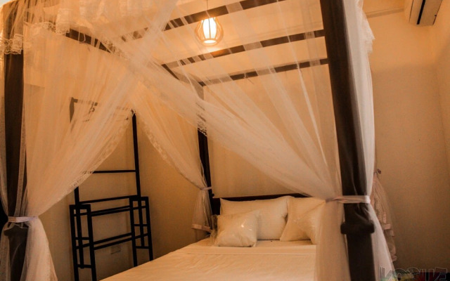 Villa White Dome