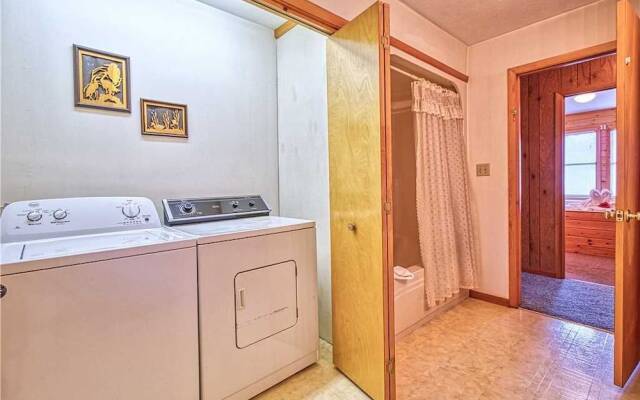 Park View 2 - Two Bedroom Cabin