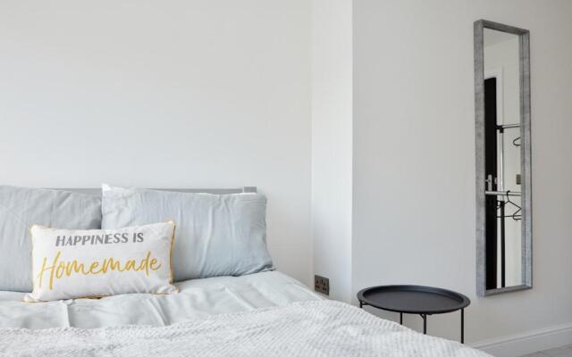 Dove Dale Apartment