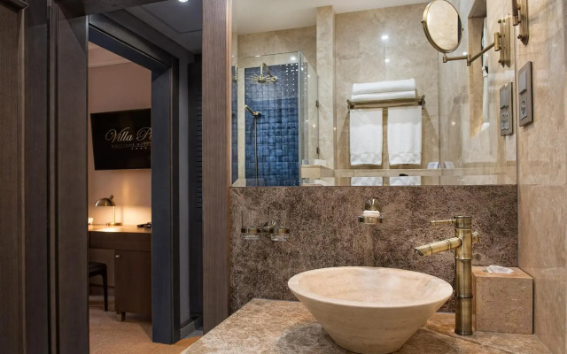 Villa Plaza Boutique Hotel & Spa