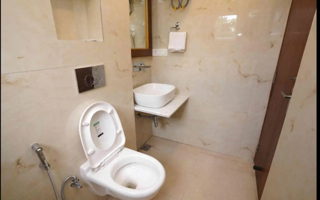 Guesthouse with parking in Mussoorie, by GuestHouser 51142