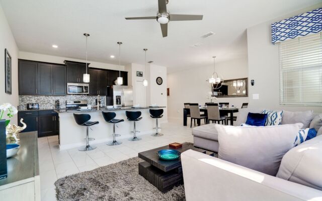 4888 Romeo Circle